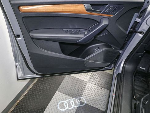 Used 2023 Audi Q5 2.0T Premium Plus AWD/4WD image 45