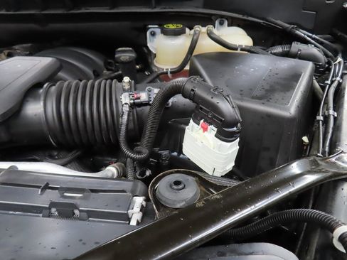 Used 2023 Cadillac Escalade ESV Sport image 42