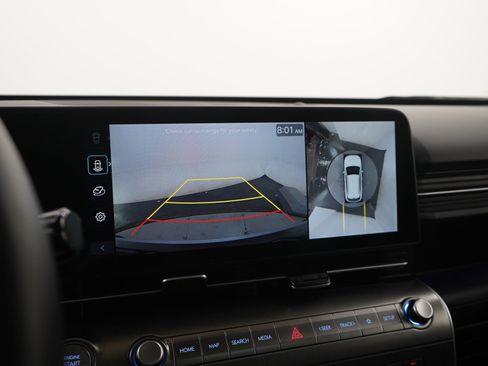 Certified 2025 Hyundai Kona Limited AWD/4WD image 29