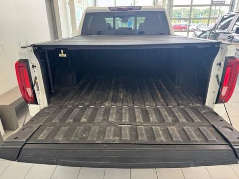Certified 2023 GMC Sierra 1500 AT4 w/ Technology Package AWD/4WD image 43