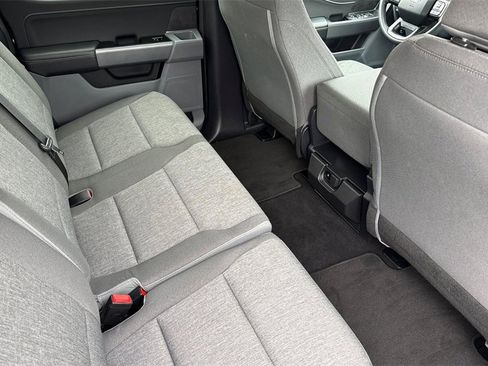 Used 2025 Ford F150 XLT image 19