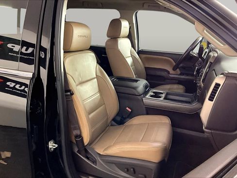 Used 2017 GMC Sierra 1500 Denali AWD/4WD image 9
