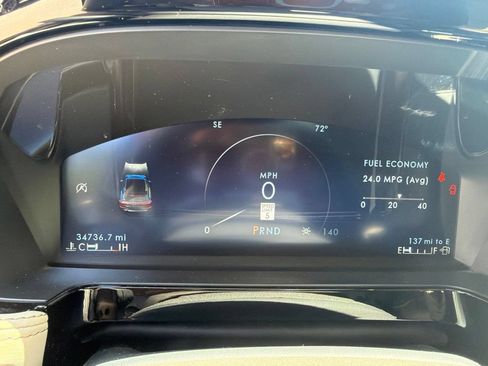 Used 2023 Lincoln Corsair FWD image 9