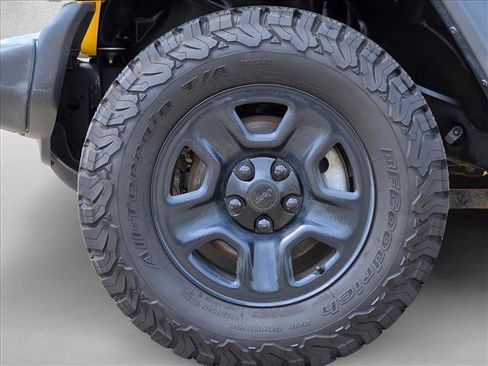 Used 2019 Jeep Wrangler Sport AWD/4WD image 18