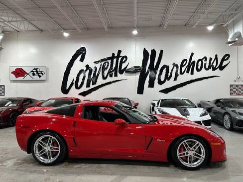 Used 2008 Chevrolet Corvette Z06 w/ Preferred Equipment Group RWD image 9
