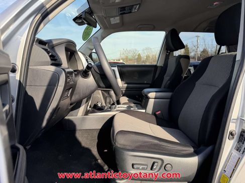 Used 2024 Toyota 4Runner SR5 AWD/4WD image 14