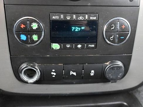 Used 2014 GMC Yukon XL SLT RWD image 19