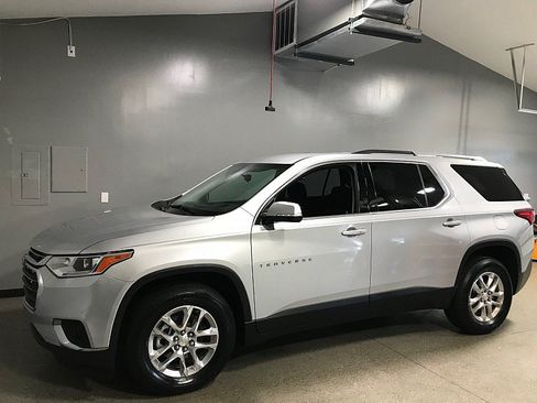 Used 2018 Chevrolet Traverse LT w/ LPO, Floor Liner Package AWD/4WD image 7