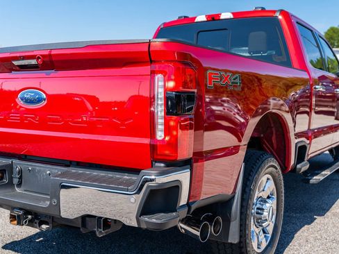 Certified 2024 Ford F350 Lariat w/ Lariat Ultimate Package AWD/4WD image 14