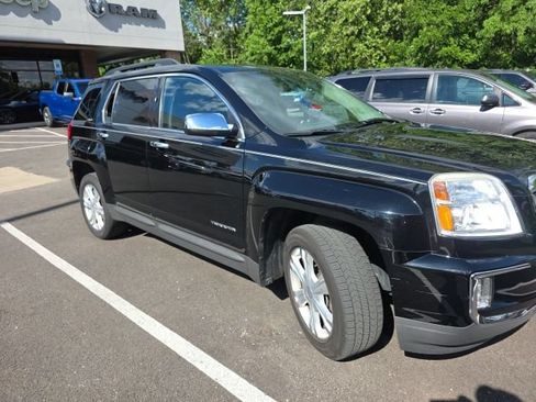 Used 2016 GMC Terrain SLE w/ Chrome Edition FWD image 4