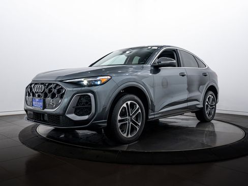 Certified 2025 Audi Q5 Premium Plus w/ Premium Plus image 6