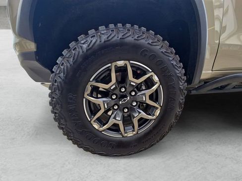 Used 2023 Chevrolet Colorado ZR2 image 23