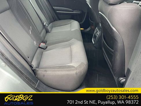 Used 2019 Dodge Charger SXT image 20