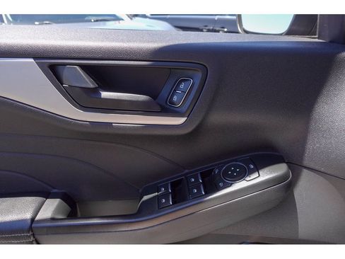 Used 2022 Ford Escape SE AWD/4WD image 11