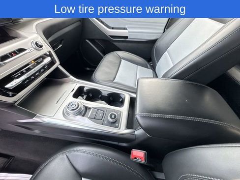 Used 2023 Ford Explorer XLT w/ Equipment Group 202A image 25