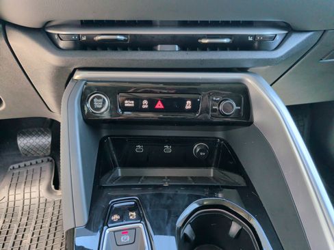 Certified 2025 Audi Q5 Premium Plus w/ Premium Plus AWD/4WD image 24