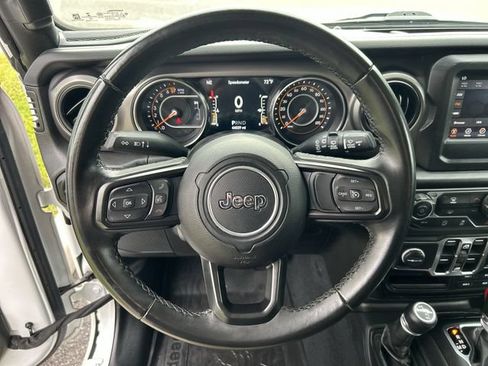 Used 2022 Jeep Wrangler Unlimited Sport AWD/4WD image 18