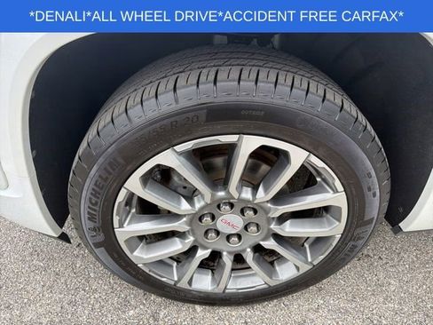 Used 2023 GMC Acadia Denali w/ Denali Ultimate Package AWD/4WD image 15