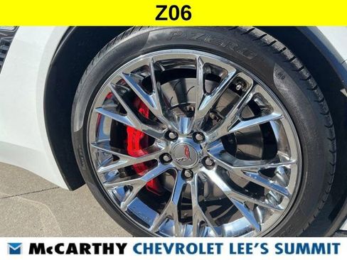 Used 2016 Chevrolet Corvette Z06 w/ 3LZ Preferred Equipment Group image 18