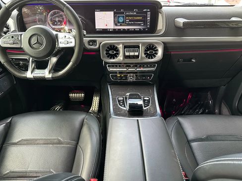 Used 2019 Mercedes-Benz G 63 AMG 4MATIC w/ Night Package image 17