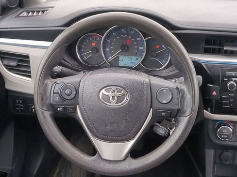 Used 2016 Toyota Corolla LE image 21