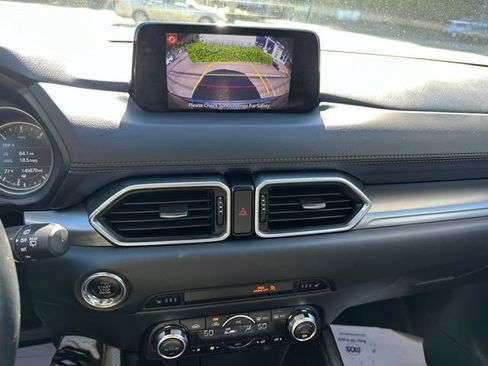 Used 2018 MAZDA CX-5 Touring w/ Preferred Equipment Package AWD/4WD image 16