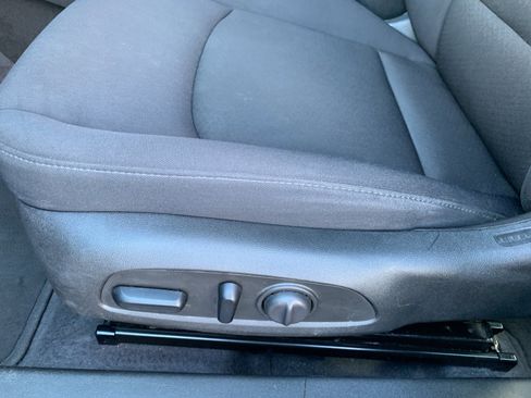 Used 2023 Chevrolet Malibu LT image 17