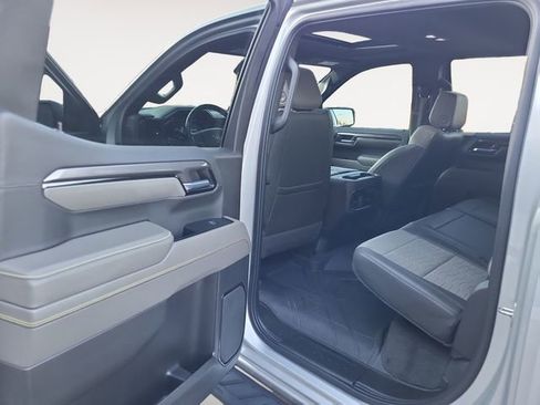 Used 2022 Chevrolet Silverado 1500 ZR2 image 21