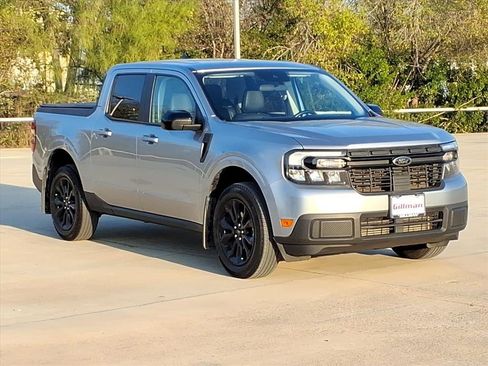 Used 2023 Ford Maverick Lariat w/ Lariat Luxury Package image 3