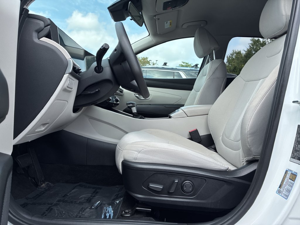 Used 2025 Hyundai Tucson SEL AWD/4WD image 17