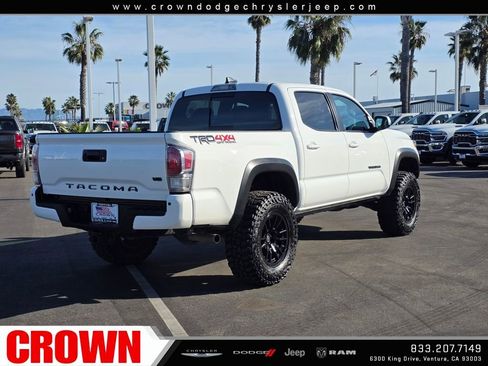 Used 2023 Toyota Tacoma TRD Off-Road image 6