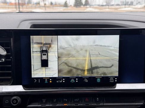 Used 2024 Chevrolet Silverado 3500 LT w/ Safety Package image 20