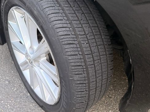 Used 2013 Toyota Camry XLE w/ Leather Pkg image 41