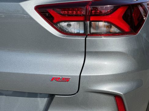 Used 2023 Chevrolet TrailBlazer RS w/ Convenience Package image 25