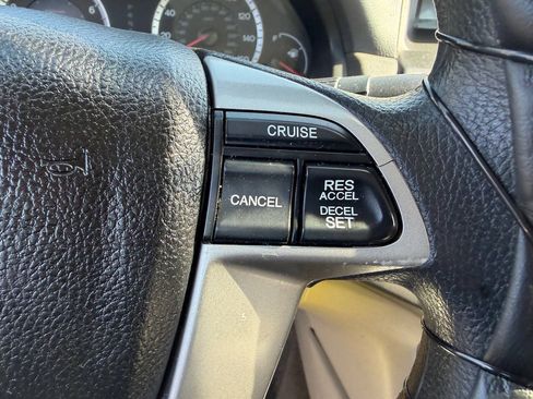 Used 2009 Honda Accord LX-P image 24