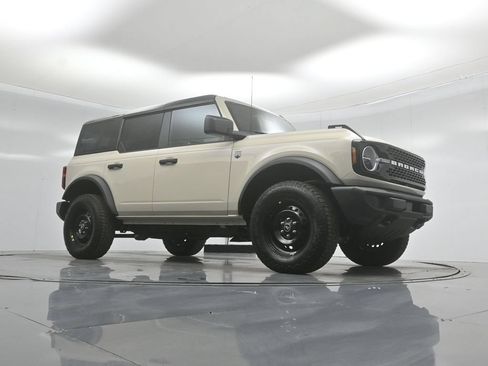 New 2026 Ford Bronco Big Bend AWD/4WD image 3