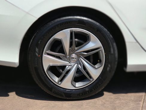 Used 2019 Honda Civic LX image 13