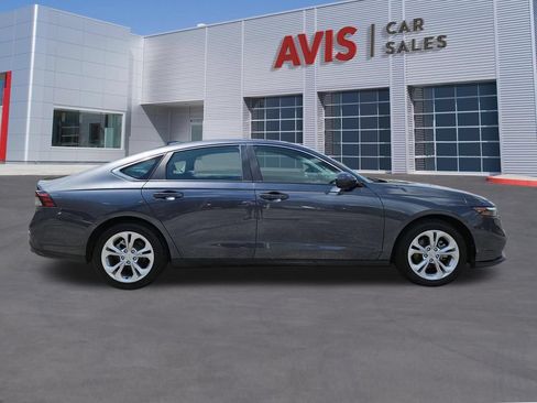 Used 2025 Honda Accord LX image 5
