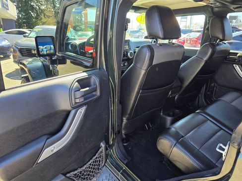 Used 2011 Jeep Wrangler Unlimited Sahara w/ Dual Top Group image 16