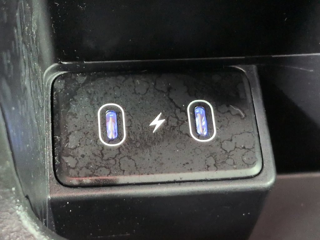 Used 2025 Hyundai Kona SEL FWD image 20