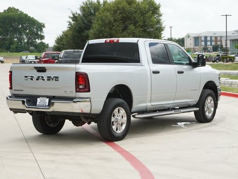 Used 2026 RAM 2500 Big Horn AWD/4WD image 5