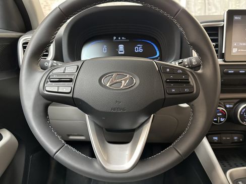 New 2026 Hyundai Venue SEL image 17