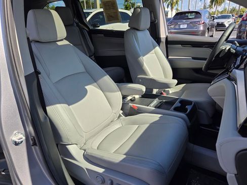 Used 2024 Honda Odyssey Touring image 21