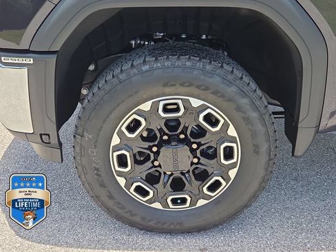 New 2026 GMC Sierra 2500 SLT AWD/4WD image 6
