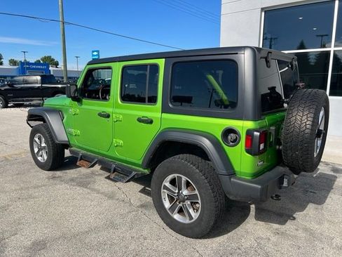 Used 2019 Jeep Wrangler Unlimited Sport S AWD/4WD image 5