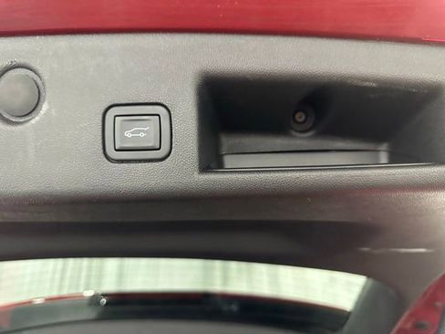 Used 2023 Chevrolet Equinox RS w/ RS Leather Package AWD/4WD image 15