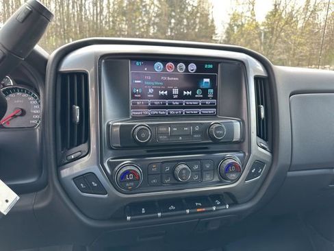 Used 2019 Chevrolet Silverado 1500 LT w/ All Star Edition image 21