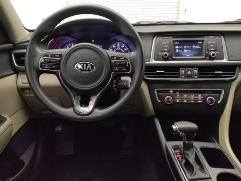 Used 2016 Kia Optima LX image 22