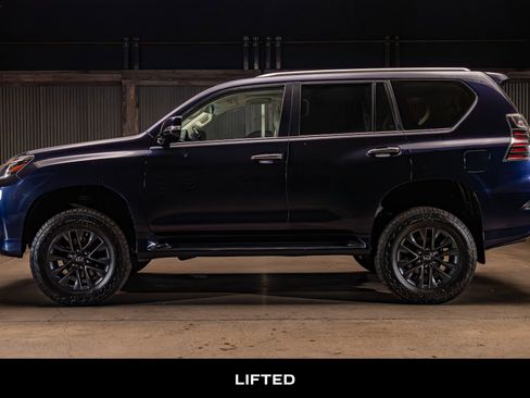 Used 2021 Lexus GX 460 Premium w/ Premium Package AWD/4WD image 5