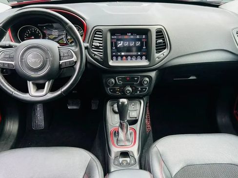 Used 2018 Jeep Compass Trailhawk w/ Safe & Security Group AWD/4WD image 11
